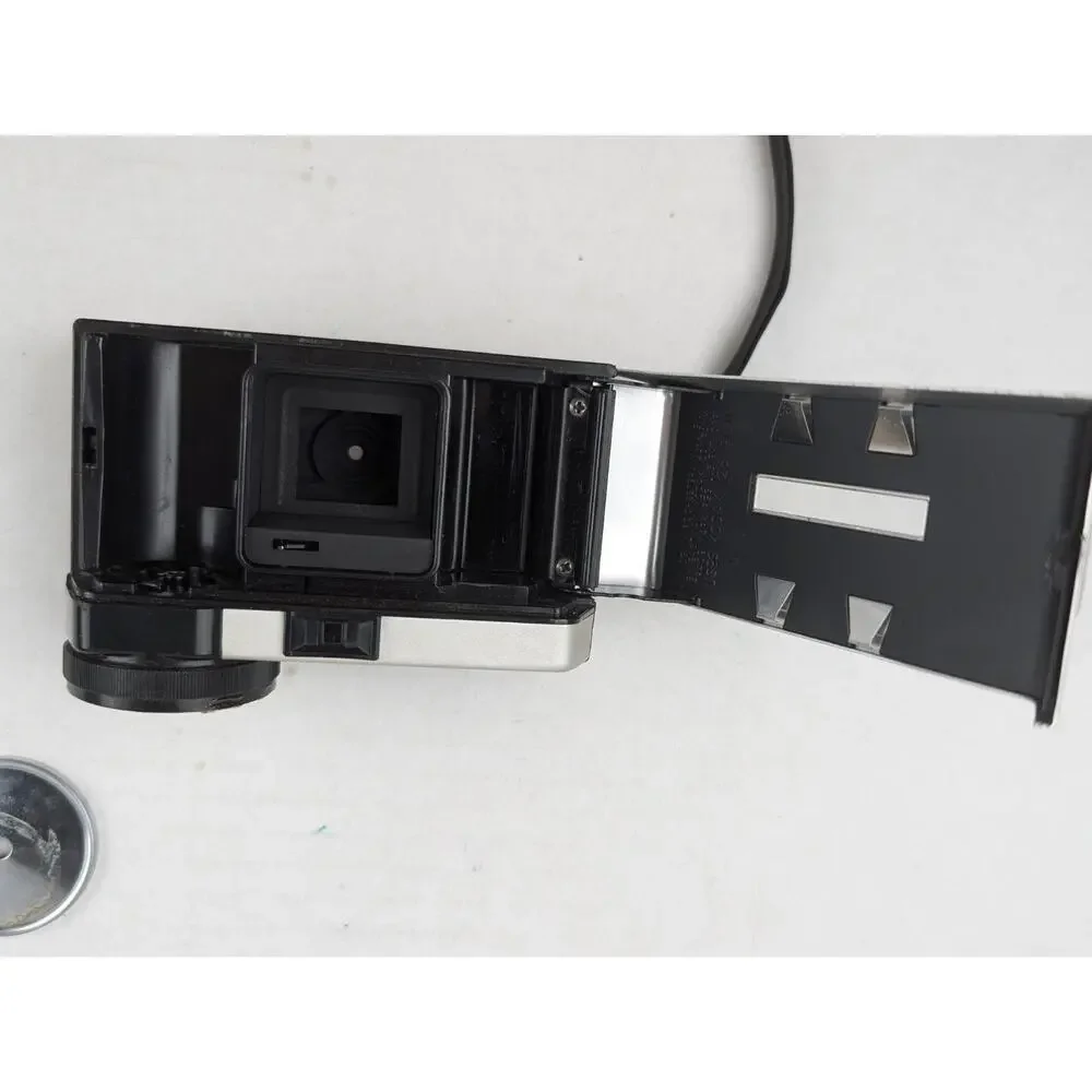 Kodak Instamatic 104 126 Film Camera w Case Vintage Untested Retro Photo